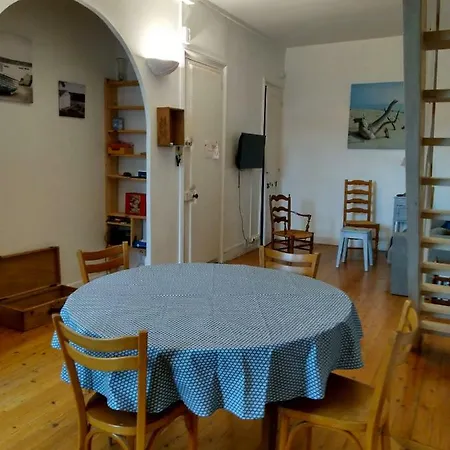 Apartmán Au Calme Centre A 2 Pas Du Vieux Marche La Rochelle (Charente-Maritime)
